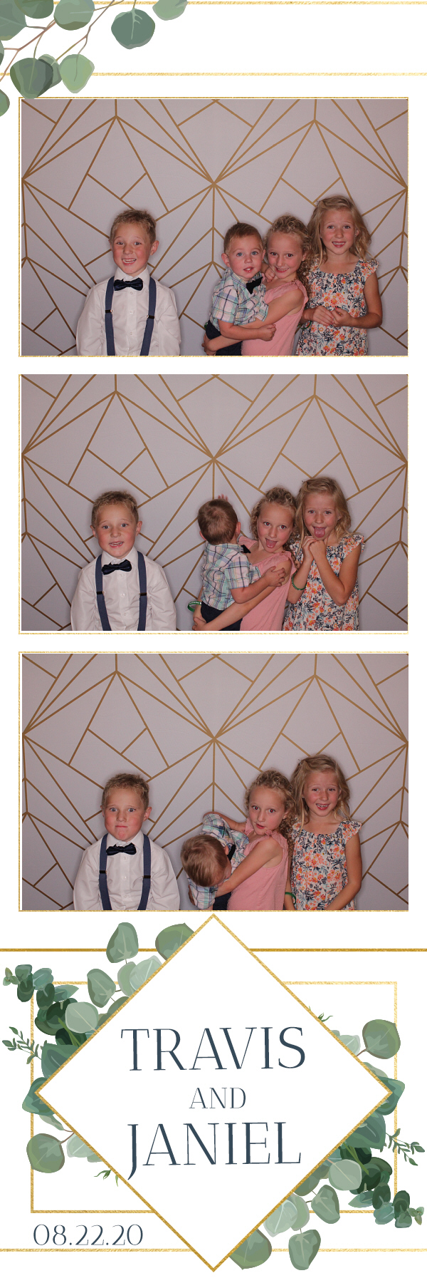 Jacquie & Dennis’ Wedding | View more photos from the event at gallery.photoboothbillings.com/u/PhotoBoothBillings/Jacquie-Dennis’-Wedding-0
